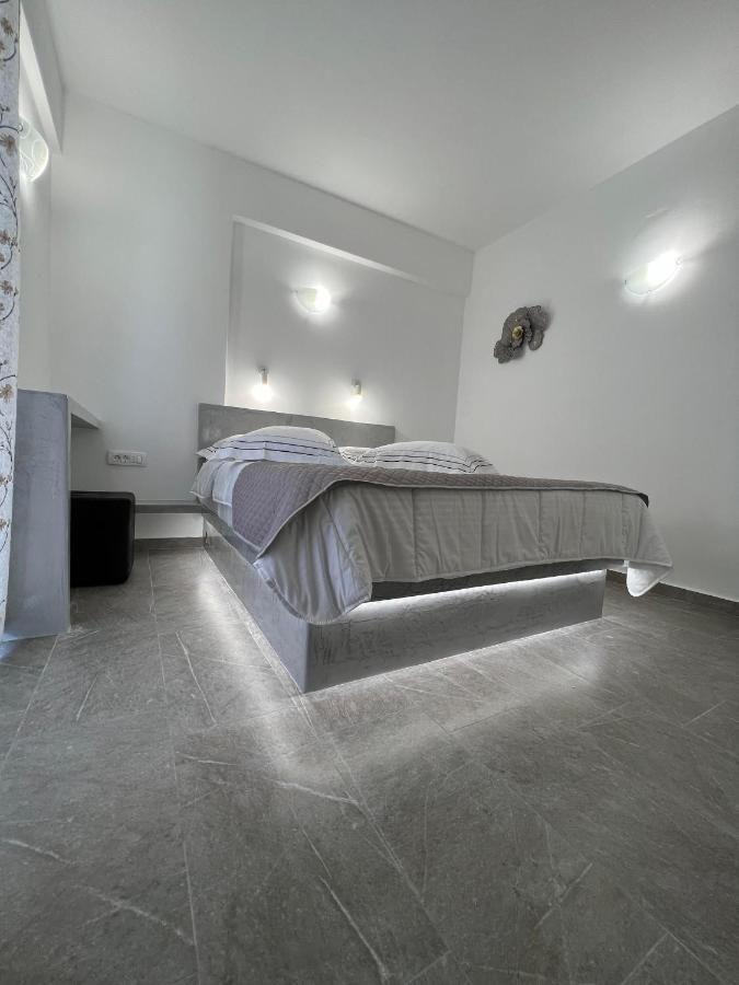 Apartamento Petit Homme By Andreas Perissa  Exterior foto